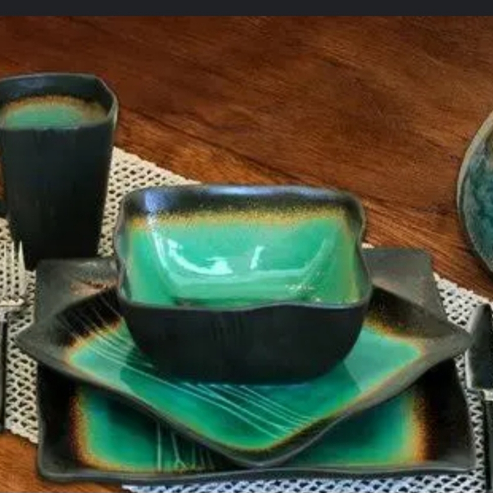 Plate set - Picture 3 of 3